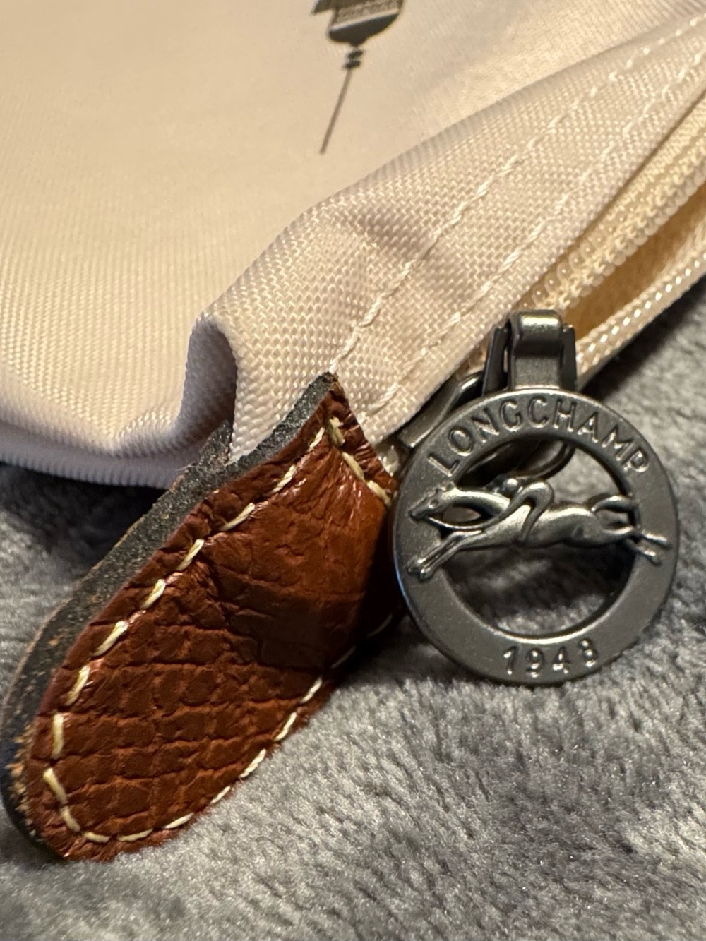 Longchamp Limited Edition Eiffel Tower Le Pliage - Picture 6 of 11